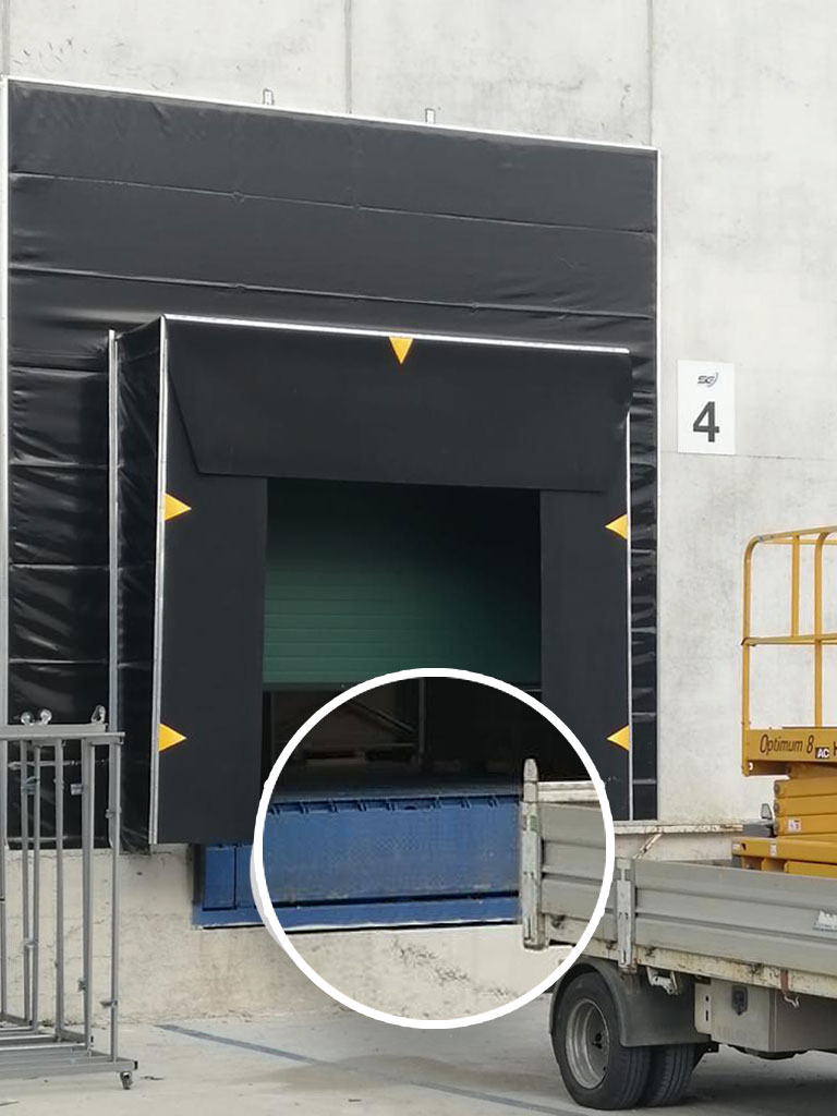 rampe di carico per attracco magazzini